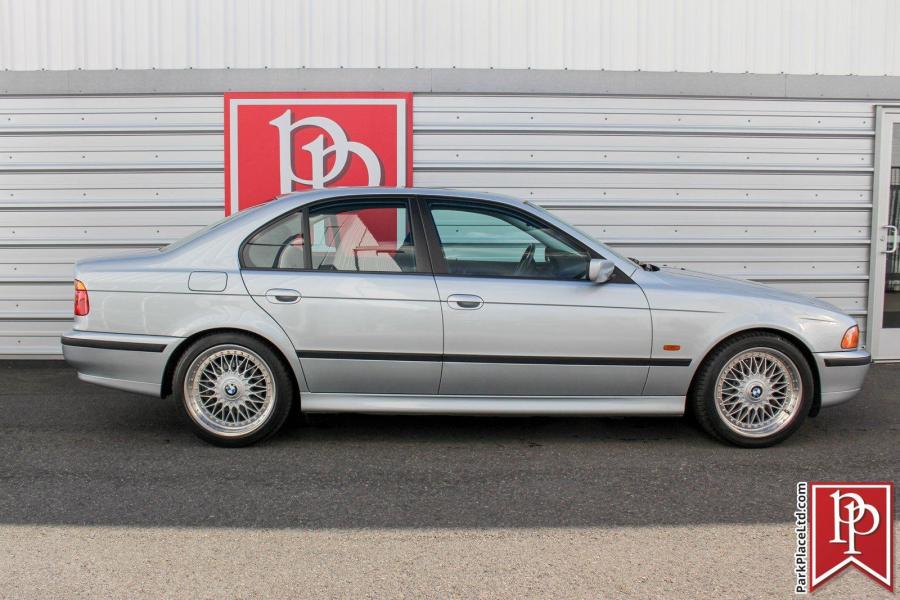  BMW 540i Sedan (E39) 1998 года  (фото 4 из 50)